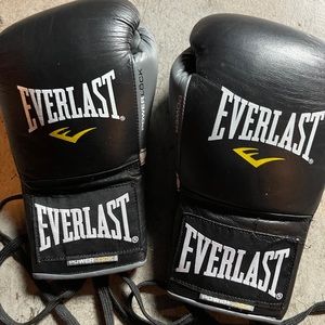 Everlasting boxing gloves 8 oz